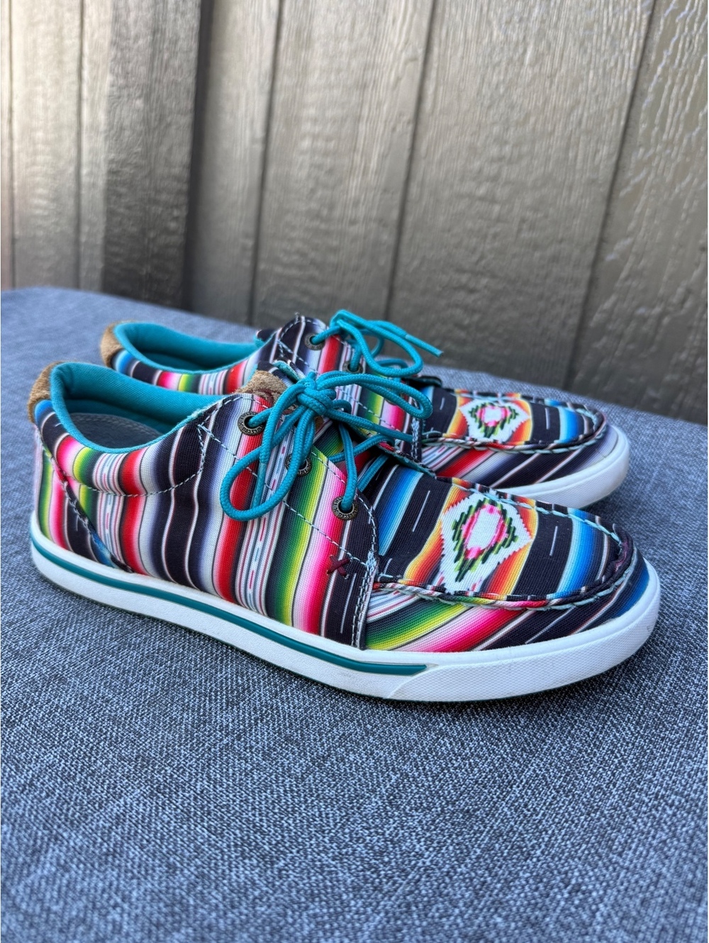 Twisted X Women's Serape Print Casual Shoes Size 7.5